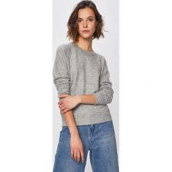 Vero Moda - Sweter. Szare swetry nierozpinane damskie Vero Moda, l, bez wzorów, z dzianiny, bez kołnierzyka, bez ramiączek. W wyprzedaży za 59.90 zł.
