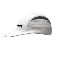Czapka do biegania RUN BIAŁA. Białe czapki damskie BARNETT, bez wzorów. Za 80.00 zł.
