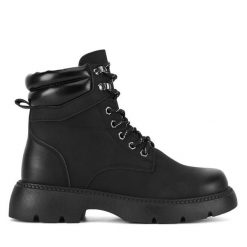 Botki Jenny Fairy. Czarne botki damskie Jenny Fairy, bez wzorów, bez obcasa, na słupku, bez zapięcia. Za 179.99 zł.