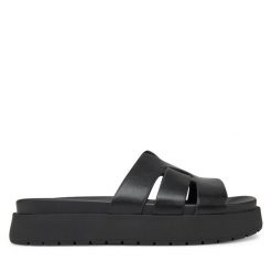 Klapki DeeZee. Czarne klapki damskie DeeZee, bez wzorów, bez obcasa, bez zapięcia. Za 119.99 zł.