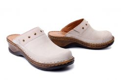 JOSEF SEIBEL 56685 380 210 Catalonia 85 natur, klapki damskie. Brązowe klapki damskie Josef Seibel, na lato, bez wzorów, ze skóry, bez obcasa, bez zapięcia. Za 299.90 zł.