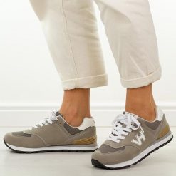 Khaki sportowe buty damskie Vanhorn 27300. Brązowe obuwie sportowe damskie Vanhorn, na lato, bez wzorów, z dresówki, z okrągłym noskiem, bez zapięcia, trekkingowe. Za 169.00 zł.