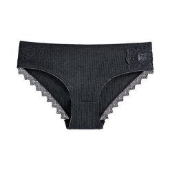 Figi prążkowane z koronką na co dzień i okazje Asja. Brązowe majtki damskie Intica, z koronki. W wyprzedaży za 59.00 zł.