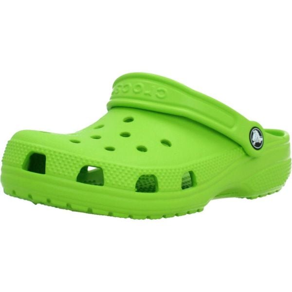Sandały CROCS CLASSIC CLOG K Zielony. Zielone sandały damskie Crocs, bez wzorów, z materiału, bez zapięcia. Za 159.00 zł.