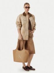 Calvin Klein Torebka Bold Ck LV04F3562G Beżowy. Brązowe shopperki damskie Calvin Klein, bez wzorów, ze skóry, bez dodatków. Za 529.99 zł.