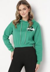 Zielona Bluza o Krótkim Fasonie z Kapturem i Ściągaczami oraz Nadrukiem Varel. Zielone bluzy damskie Born2be, l, bez wzorów, casualowe, bez ramiączek, z kapturem. Za 34.99 zł.