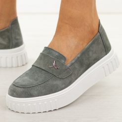 C.Szare skórzane półbuty damskie Vinceza 93218. Szare półbuty damskie VINCEZA, na lato, bez wzorów, z jeansu, eleganckie, bez obcasa, bez zapięcia. Za 219.00 zł.