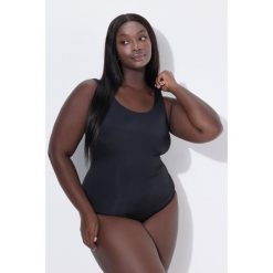 Damskie Strój kąpielowy bardzo miękka podszewka marszczenie z boku. Czarne stroje kąpielowe damskie Ulla Popken, plus size, bez wzorów, z elastanu. Za 139.99 zł.