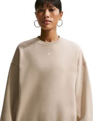 Nike Bluza damska Studio Fleece kremowa IM8082 236 XS. Białe bluzy damskie Nike, xs, bez wzorów, bez ramiączek, bez kaptura. Za 269.98 zł.