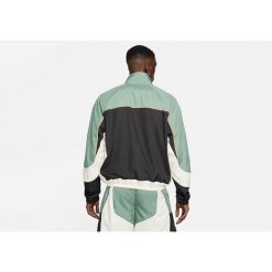 Kurtka męska nike throwback jacket dutch green. Zielone kurtki męskie Nike, m, bez wzorów, sportowe, bez kaptura. Za 379.00 zł.