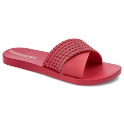 Czerwone Klapki Ipanema Modne Wodoodporne Obuwie Damskie. Czerwone klapki damskie Ipanema, na lato, bez wzorów, street, bez obcasa, bez zapięcia. Za 79.99 zł.