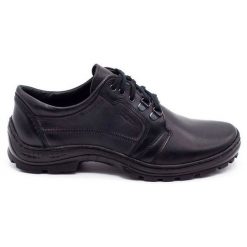 Joker Buty męskie trekkingowe 192 czarne. Czarne trekkingi męskie na jesień, z jeansu, bez zapięcia. Za 351.82 zł.
