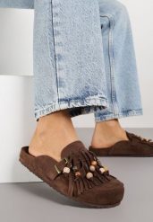 Brązowe Klapki na Platformie Ozdobione Koralikami Klamrami i Frędzlami Leurecea. Brązowe klapki damskie Renee, na lato, bez wzorów, eleganckie, bez obcasa, na platformie, bez zapięcia. Za 119.99 zł.