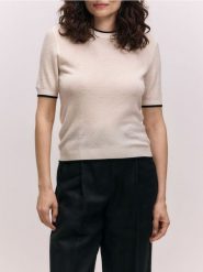 Sweter z lnu - złamana biel. Swetry nierozpinane damskie Reserved, l, bez wzorów, z dzianiny, klasyczne, bez kołnierzyka, bez ramiączek. Za 179.99 zł.