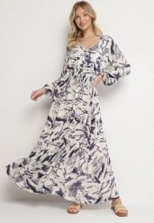 Niebieska Wiskozowa Sukienka w Abstrakcyjny Print z Gumką w Talii i Dekoltem w Serek Arpio. Niebieskie sukienki damskie Born2be, na co dzień, l, bez wzorów, z jeansu, eleganckie, bez kołnierzyka, bez ramiączek, maxi, rozkloszowane. Za 159.99 zł.