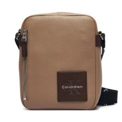 Saszetka Calvin Klein. Brązowe saszetki i nerki męskie Calvin Klein, bez wzorów. Za 369.99 zł.