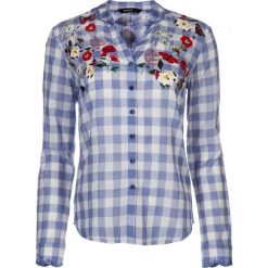 Desigual koszula damska Cabaceira L niebieski. Niebieskie koszule damskie Desigual, l, bez wzorów, z materiału, bez kołnierzyka, bez ramiączek. W wyprzedaży za 169.00 zł.