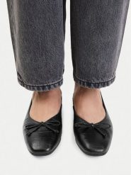 Lasocki Baleriny CEO-RST-ROMI-105 Czarny. Czarne balerinki damskie Lasocki, bez wzorów, ze skóry, bez obcasa, bez zapięcia. Za 179.99 zł.