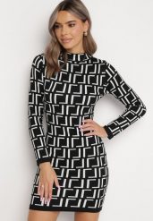 Czarno-Biała Sukienka Mini ze Sweterkowego Materiału w Geometryczny Wzór Lenikes. Czarne sukienki damskie Born2be, bez wzorów, z bawełny, bez kołnierzyka, bez ramiączek, mini. Za 84.99 zł.