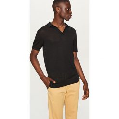 Sweter z krótkim rękawem - Czarny. Czarne swetry męskie Reserved, l, bez wzorów, bez kołnierzyka, bez ramiączek. Za 89.99 zł.