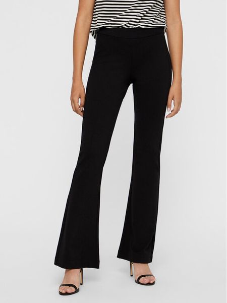 Vero Moda Spodnie materiałowe Kamma 10209858 Czarny Flared Fit. Czarne spodnie materiałowe damskie Vero Moda, bez wzorów, z materiału. Za 109.99 zł.