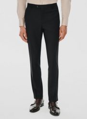PAKO LORENTE – Spodnie garniturowe w kolorze czarnym. Czarne eleganckie spodnie męskie Pako Lorente, m, bez wzorów, z elastanu, biznesowe. Za 599.99 zł.