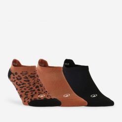 Skarpetki fitness damskie niskie Domyos wzór w panterkę 3 pary. Czarne skarpetki damskie DOMYOS, bez wzorów, z dzianiny. Za 29.99 zł.