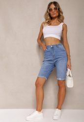 Niebieskie Szorty Jeansowe Przylegające o Długości do Kolan Namsina. Niebieskie szorty damskie Renee, bez wzorów, z jeansu, eleganckie. Za 69.99 zł.
