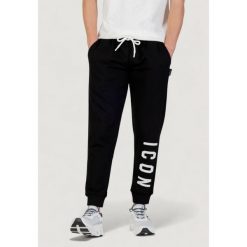 Spodnie Mężczyzna ICON. Czarne spodnie sportowe męskie ICON, m, bez wzorów. W wyprzedaży za 270.00 zł.