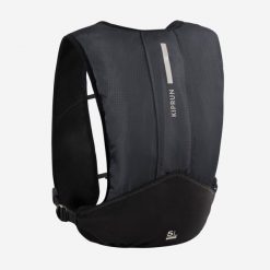 Plecak do biegania unisex Kiprun 5 l z bukłakiem1 l. Czarne plecaki męskie KIPRUN, bez wzorów, z materiału, sportowe. Za 129.99 zł.