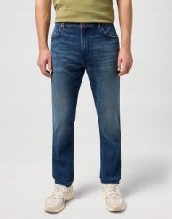 WRANGLER LARSTON MĘSKIE SPODNIE JEANSOWE JEANSY DŻINSY HARE BLUE 112350848 W18S017969. Niebieskie jeansy męskie Wrangler, z jeansu. Za 229.99 zł.