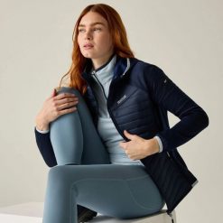 Damska Kurtka Andreson Marl Hybrid. Niebieskie kurtki sportowe damskie Regatta, bez wzorów, z materiału, bez ramiączek, z kapturem, trekkingowe. Za 272.00 zł.