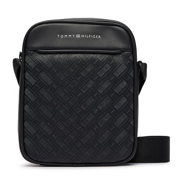 Saszetka Tommy Hilfiger. Czarne saszetki i nerki męskie Tommy Hilfiger, małe. Za 369.99 zł.