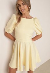 Żółta Koktajlowa Sukienka z Bufkami Odkrytymi Plecami i Wiązaniem z Tyłu Lilpea. Żółte sukienki damskie Born2be, na imprezę, l, bez wzorów, eleganckie, bez kołnierzyka, bez ramiączek, mini, kopertowe. Za 249.99 zł.