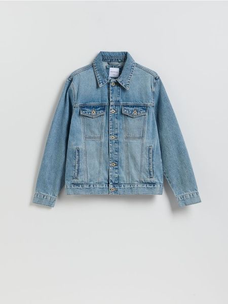 Jeansowa kurtka - niebieski. Niebieskie kurtki męskie Reserved, l, bez wzorów, z denimu, bez kaptura. W wyprzedaży za 89.99 zł.