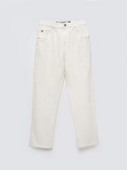 Jeansy damskie z prostą nogawką białe Avril Cropped 818. Białe jeansy damskie BIG STAR, bez wzorów, z denimu, klasyczne, z podwyższonym stanem. Za 299.99 zł.