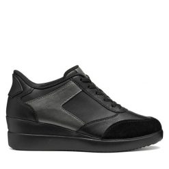 Półbuty Geox. Czarne półbuty damskie Geox, bez wzorów, bez obcasa, na płaskiej podeszwie, bez zapięcia. Za 449.99 zł.