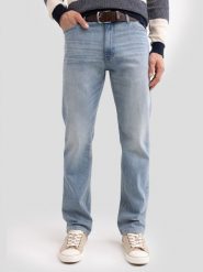 Jeansy męskie z prostą nogawką jasnoniebieskie Colt 123. Niebieskie jeansy męskie BIG STAR, z denimu, klasyczne. W wyprzedaży za 279.99 zł.