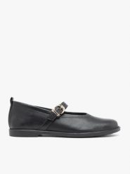 Czarne skórzane baleriny z paskiem. Czarne balerinki damskie Ryłko, bez wzorów, ze skóry, eleganckie, bez obcasa, na płaskiej podeszwie, bez zapięcia. Za 379.99 zł.