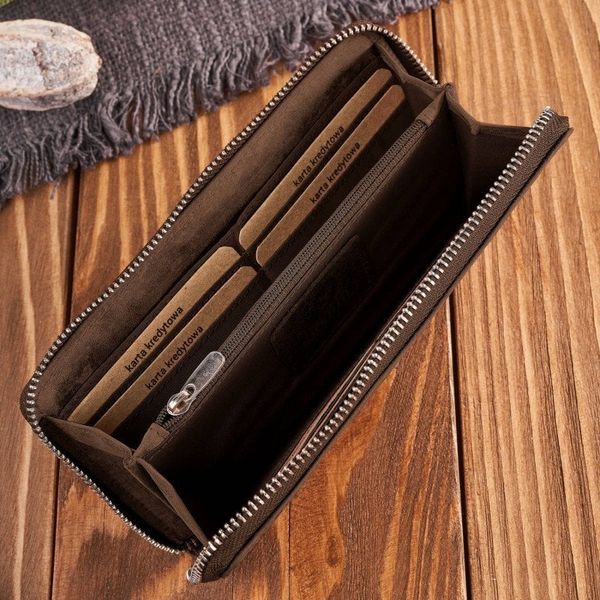 Portfel damski skórzany brązowy w geometryczny wzór RFID Paolo Peruzzi T-116-HBR. Brązowe portfele damskie Paolo Peruzzi. Za 97.76 zł.