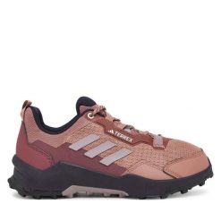 Trekkingi adidas. Czerwone obuwie trekkingowe damskie Adidas, bez zapięcia. Za 319.99 zł.