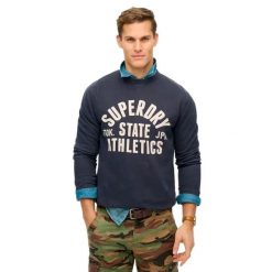 Bluza Superdry Athletic Essentials. Niebieskie bluzy męskie Superdry, m, bez wzorów, bez ramiączek, bez kaptura. Za 310.00 zł.