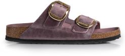 Klapki Birkenstock Arizona Big Buckle. Klapki damskie Birkenstock, bez wzorów, bez zapięcia. Za 1,027.26 zł.