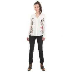 Desigual Damska koszula Cam Randers Blanco 18WWCW56 1000 (rozmiar M). Koszule damskie Desigual, m, bez wzorów, bez kołnierzyka, bez ramiączek. W wyprzedaży za 153.00 zł.