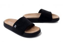 Rieker W3250-00 Czarny, klapki damskie. Czarne klapki damskie Rieker, na lato, bez wzorów, bez obcasa, bez zapięcia. Za 249.90 zł.