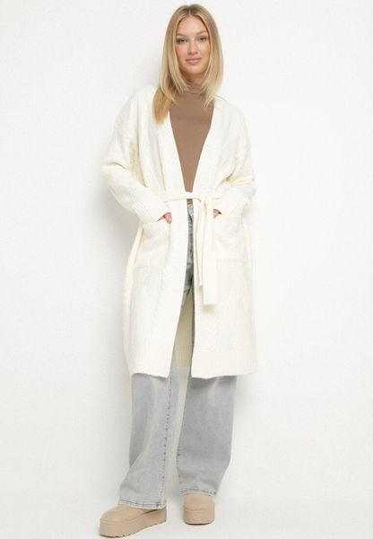 Jasnobeżowy Niezapinany Kardigan z Wełną z Warkoczowym Splotem i Wiązanym Paskiem Darrive. Brązowe kardigany damskie Born2be, bez wzorów, z dzianiny, biznesowe, bez kołnierzyka. Za 79.99 zł.