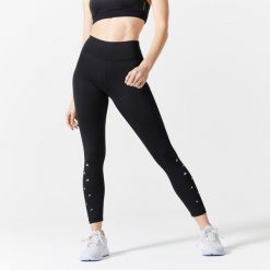 Legginsy fitness damskie Adidas. Legginsy damskie Adidas, bez wzorów, z materiału. W wyprzedaży za 189.99 zł.