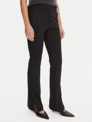 Marella Spodnie materiałowe Artur 2523786024 Czarny Flare Fit. Czarne spodnie materiałowe damskie Marella, bez wzorów, z materiału. Za 779.99 zł.