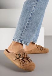 Jasnobrązowe Klapki na Platformie Ozdobione Koralikami Klamrami i Frędzlami Leurecea. Brązowe klapki damskie Renee, na lato, bez wzorów, z jeansu, eleganckie, bez obcasa, na platformie, bez zapięcia. Za 109.99 zł.