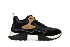 Półbuty John Doubare 502 Black 104212, Czarny, Skóra naturalna - 43. Czarne buty sportowe męskie John Doubare, bez wzorów, ze skóry, bez zapięcia. W wyprzedaży za 449.10 zł.